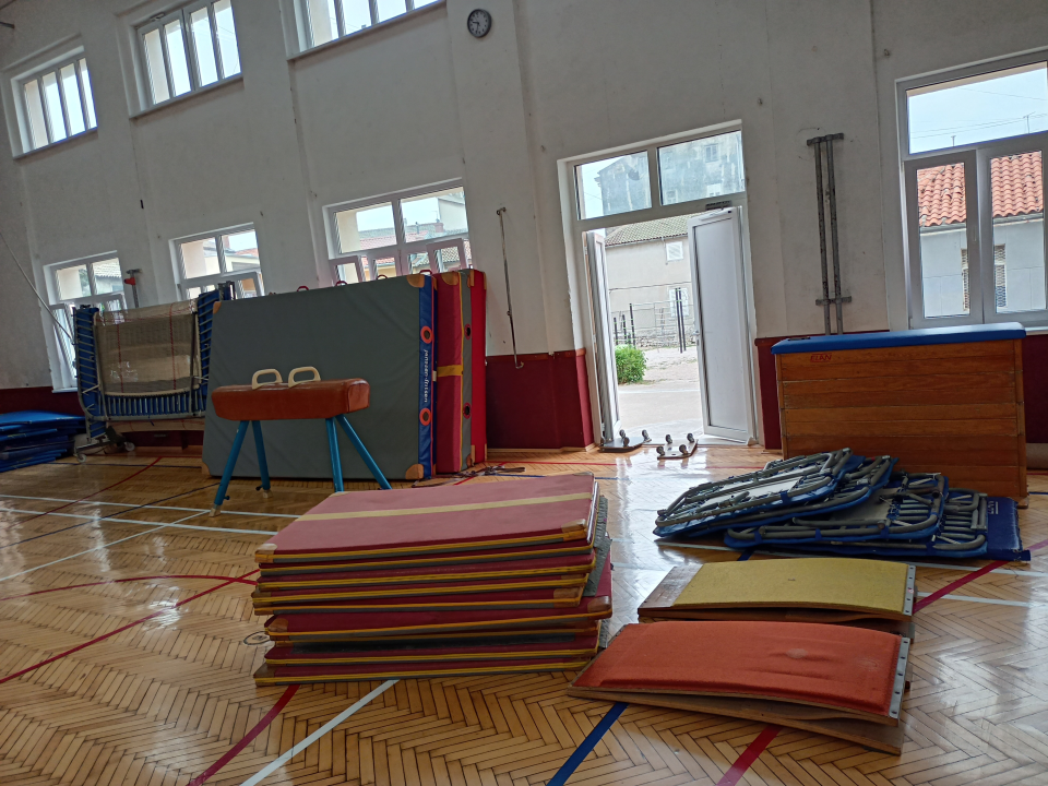 U Šibenik stigla vrijedna gimnastička oprema iz Nizozemske