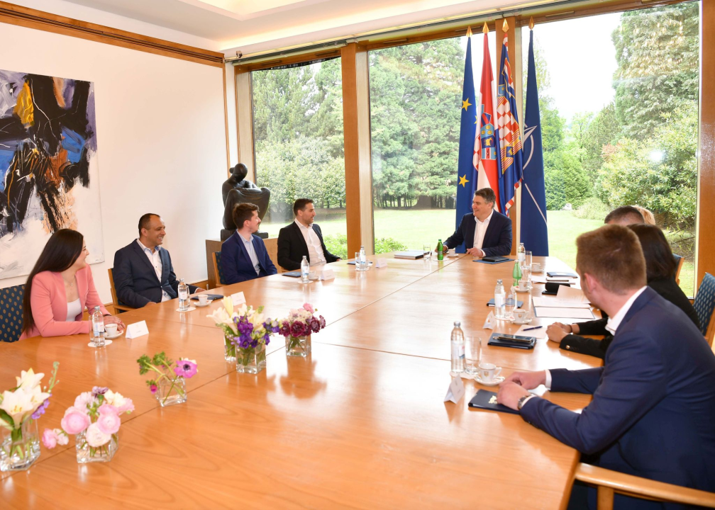 Djeluje od 1965.: Predstavnici Društva Šibenčana u Zagrebu izvijestili Milanovića o svom radu 