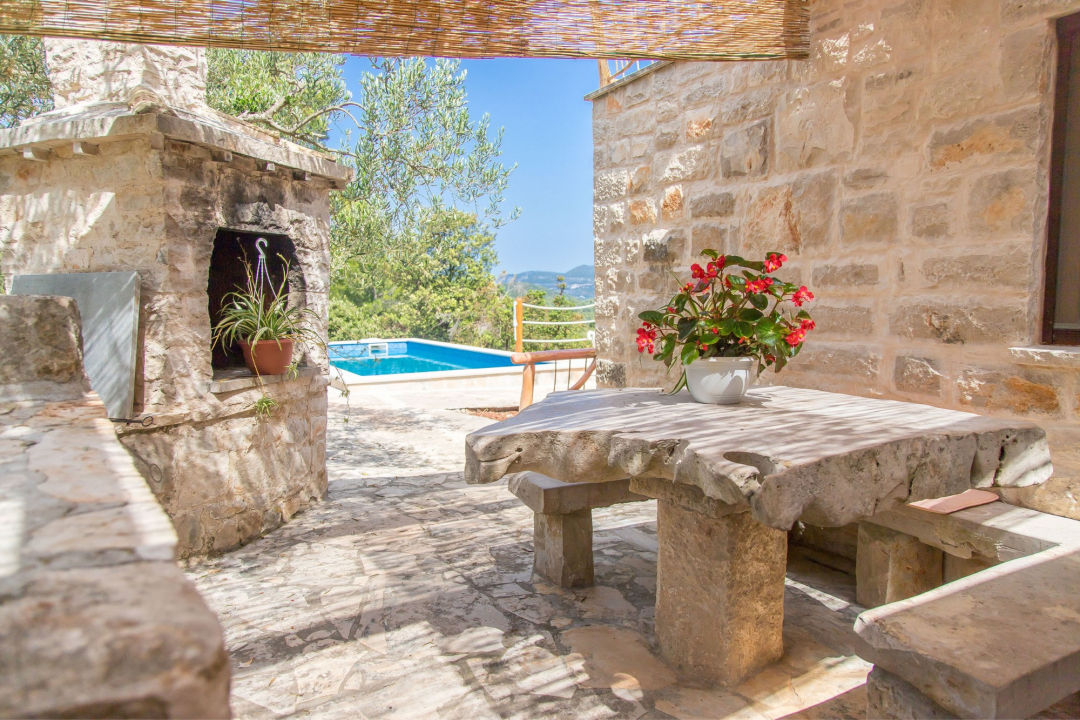 Uživajte na novouređenoj terasi omiljenog Taboo Sushi&amp;Bara! 