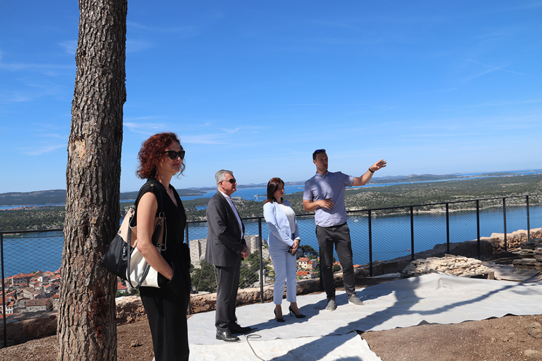 Ministrica regionalnog razvoja i fondova EU u društvu gradonačelnika obišla tvrđavu sv. Ivana 