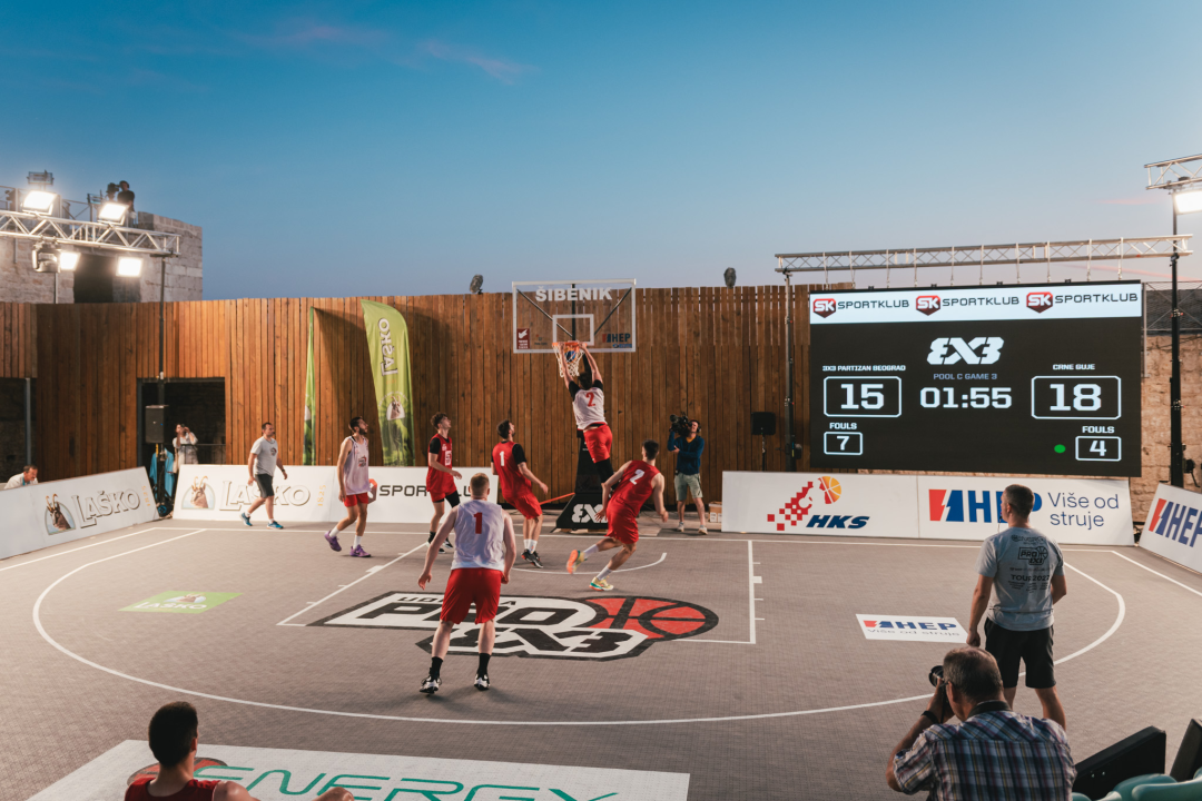 Basket se sinoć igrao na najljepšem igralištu: Tvrđava sv. Mihovila domaćin Pro 3x3 Tour-a