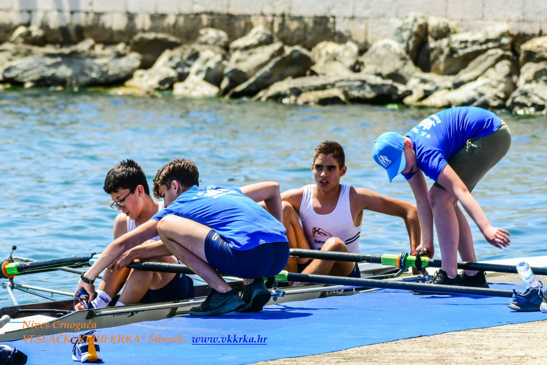 Uspješan vikend: Veslači Krke opet vratove ukrasili medaljama