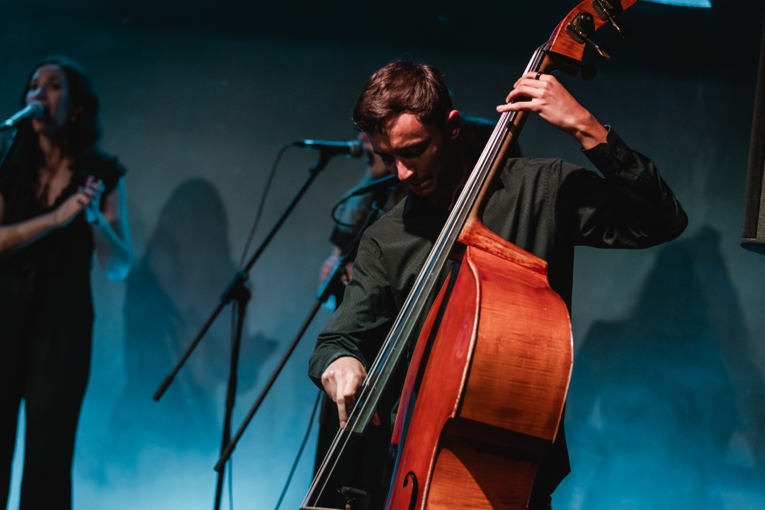 J.R. August u Arsenu predstavio hvaljeni album 'Still Waters': Priključio mu se i zbor