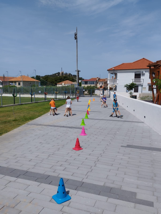 Tovarijada za djecu: Vrtiću Maslina u Tribunju u posjet došli prijatelji iz Benkovca i Trogira