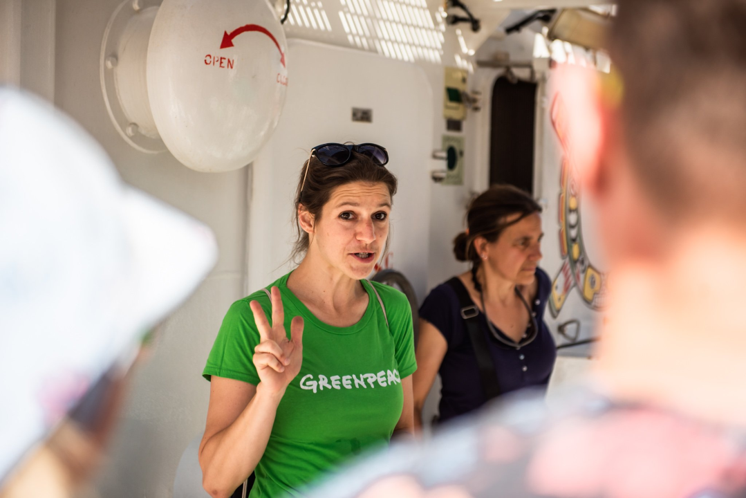 Ukrcali smo se na Rainbow Warrior: 'Vaša obala je fantastična, nažalost mi smo tu poslom...'