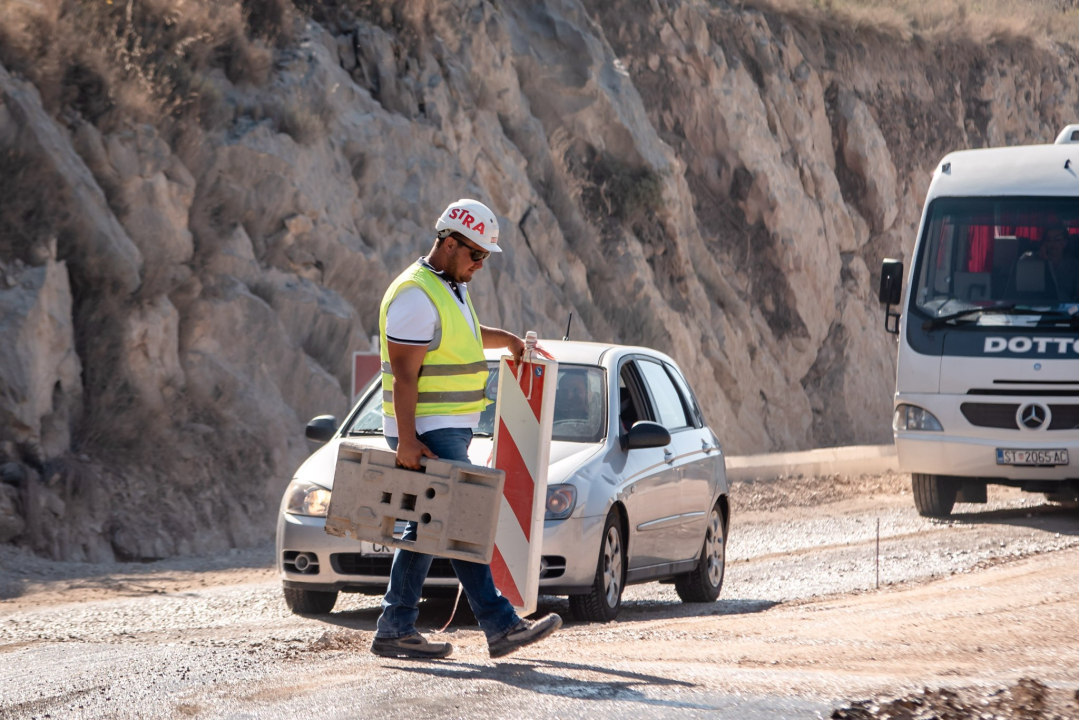 Posjetili smo Žaborić: 'Turisti nam ne dolaze, a Šibenčana je sve manje na plaži. Puna nam je kapa ovih radova' 