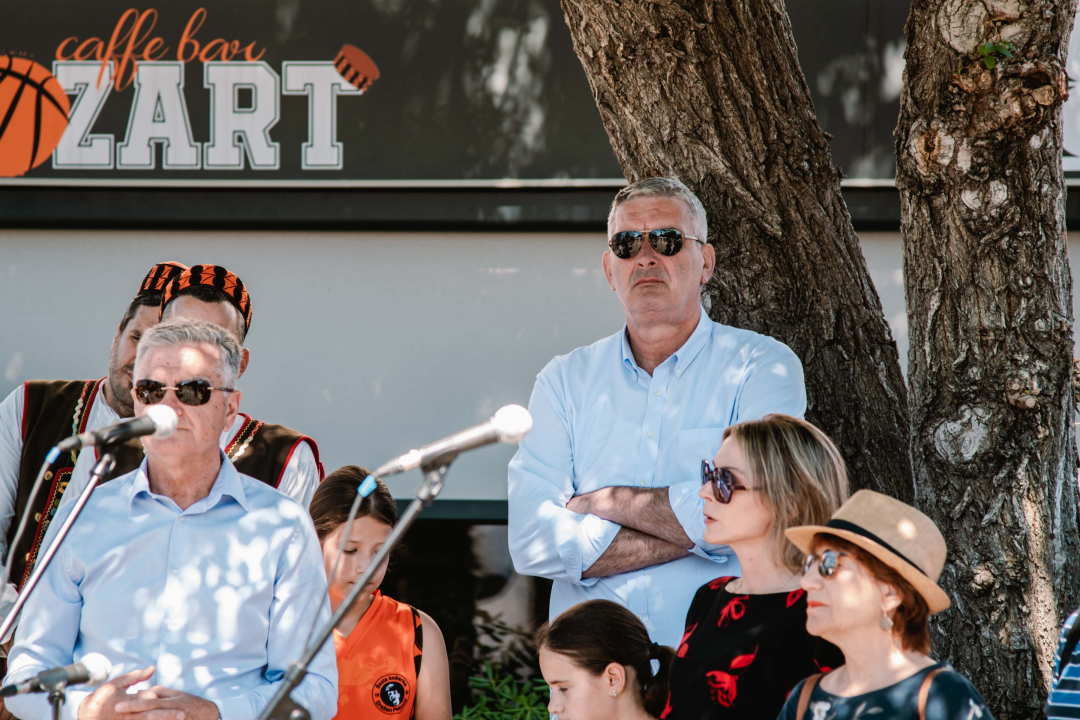 Obilježena 29. godišnjica smrti Dražena Petrovića: 'On je bio veliki igrač, vođa, kapetan i još veći čovjek'  