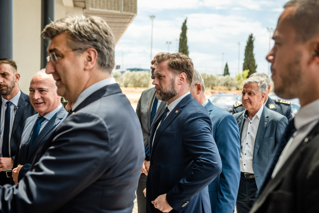 Premijer Plenković otvorio Veteranski centar u Šibeniku: 'Ovo izgleda moćno' 