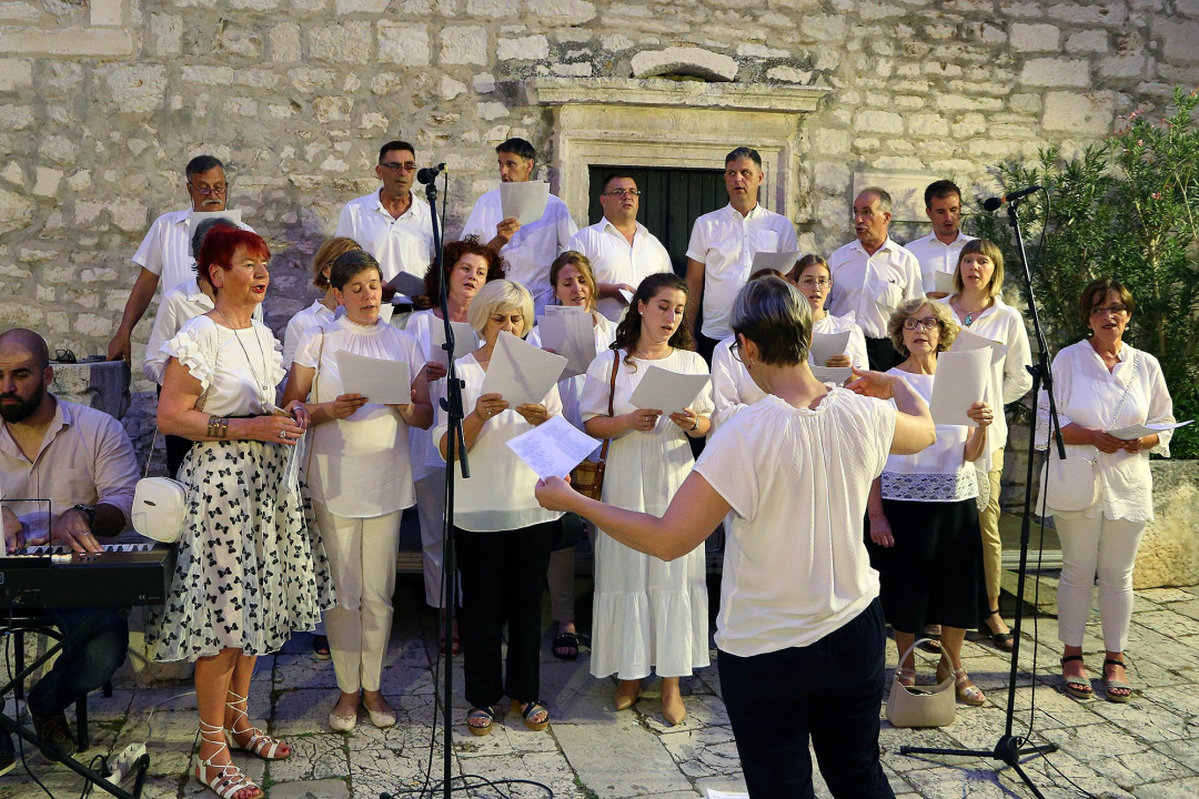 Vjernici u Šibeniku proslavili Tijelovo