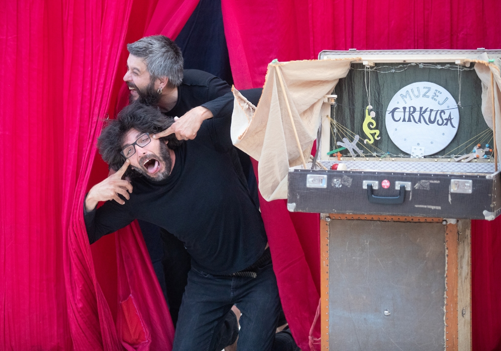 Nema do petka u Šibeniku na MDF-u: Provjerite današnji program na trgovima i ulicama 