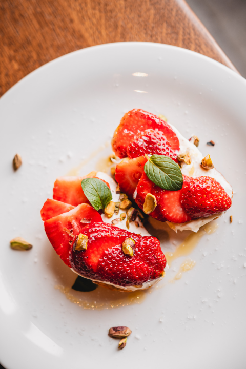 Buta je nova šibenska gastro destinacija: Uživajte u mediteranskim jelima na terasi okruženoj začinima