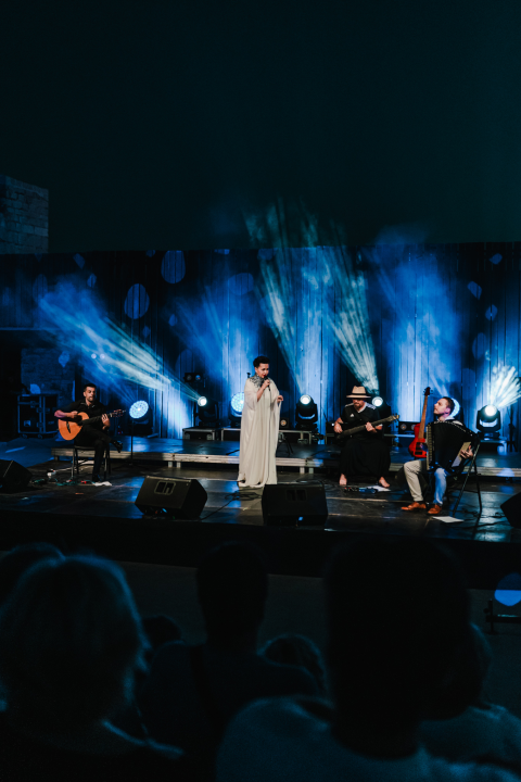 Amira Medunjanin po treći put na sv. Mihovilu: Red glazbe, red suza pa red smijeha!