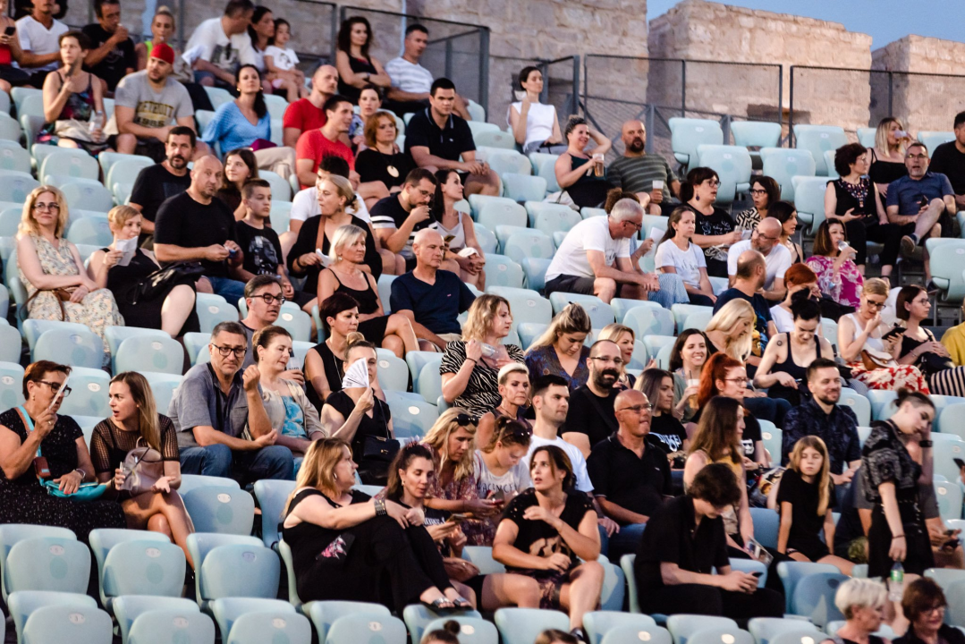 Urban&amp;4 na tvrđavi sv. Mihovila: Omiljeni Riječani još jednom navratili na šibenski kaštel