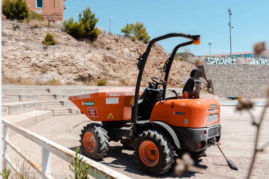 Radovi na plaži Banj: 'Stiže novi pijesak za odbojku' 