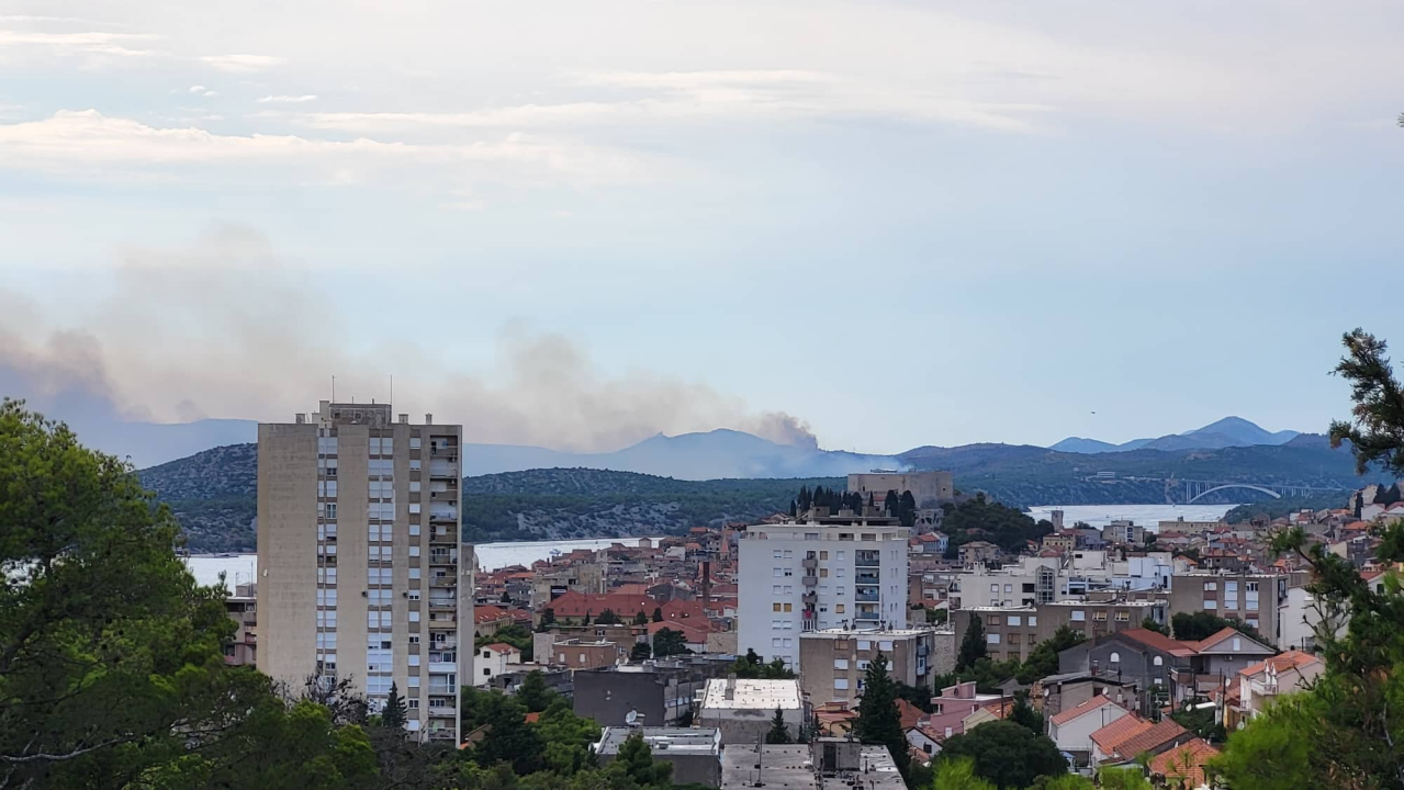 Glavni vatrogasni zapovjednik: 'Po svemu sudeći, požari su podmetnuti'