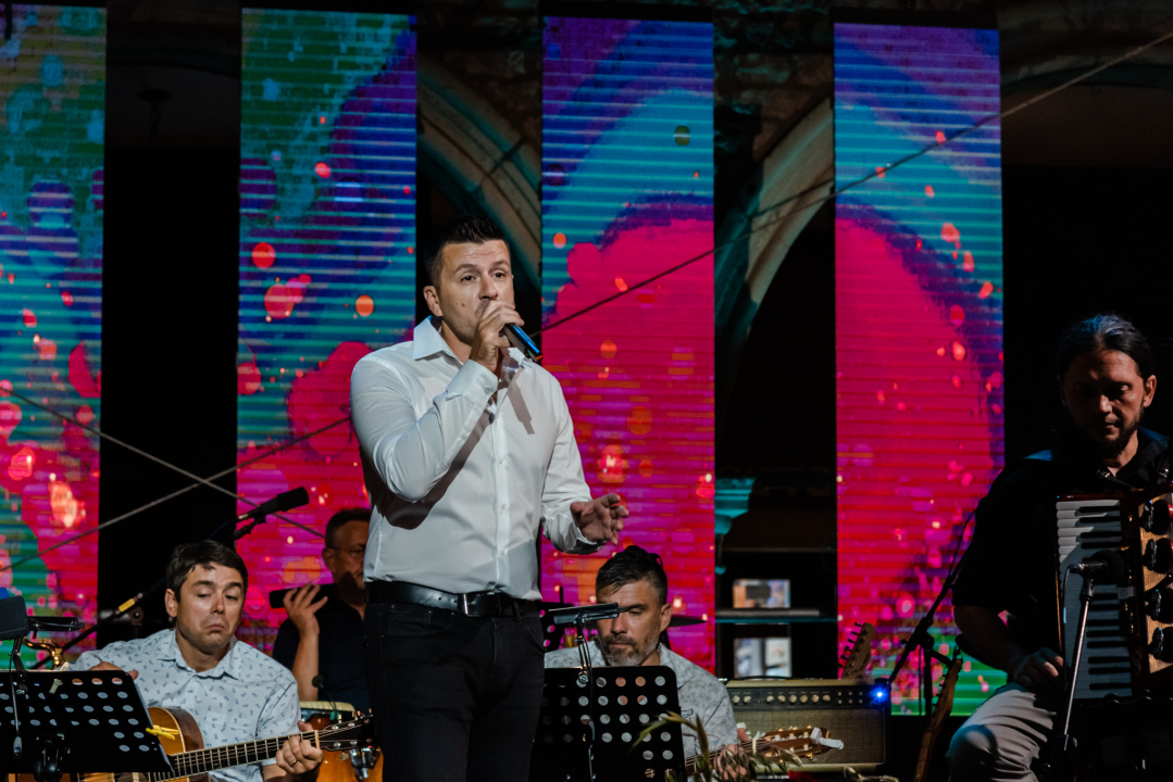 Dok žiri bira pobjednike i dok se zbrajaju glasovi publike, pogledajte fotografije svih izvođača 25. Šansone