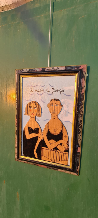 Ako ste mislili da kabine ne mogu biti šarenije, niste vidjeli izložbu Zdenke Bilušić