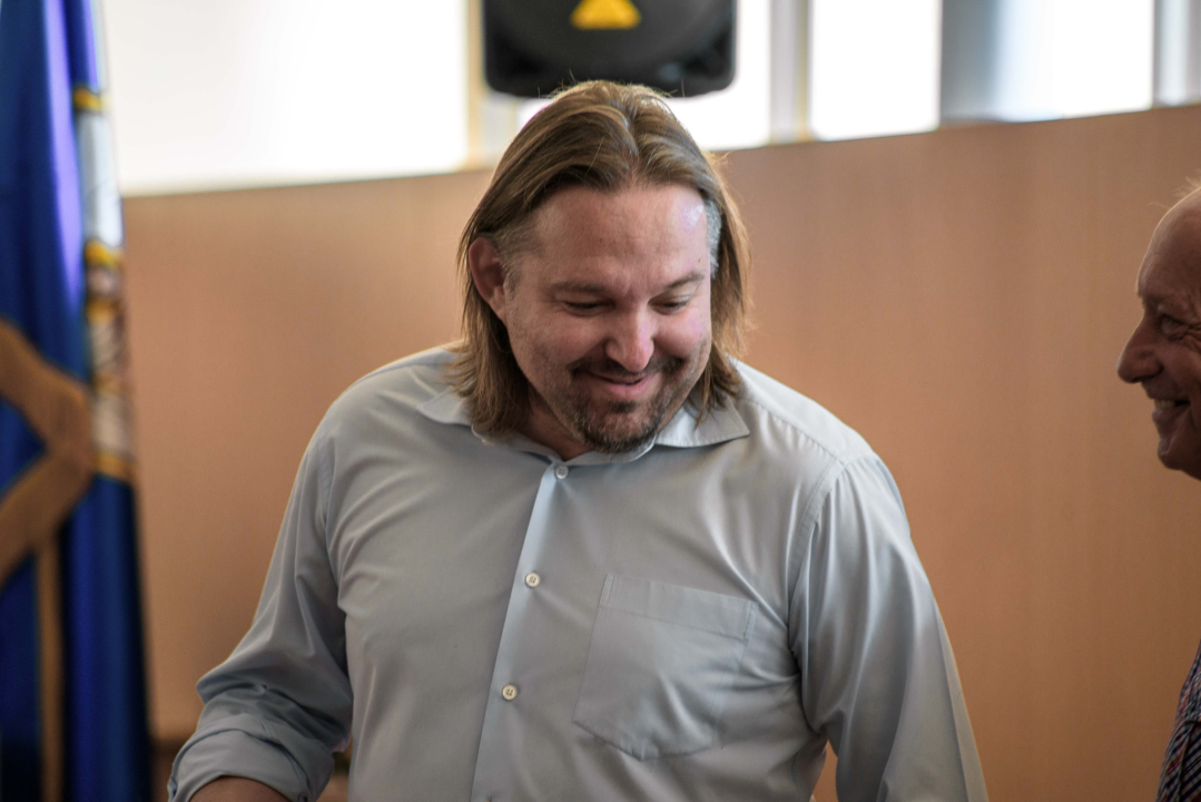 Restović: 'Trebalo je uložiti veći trud i kupiti električne autobuse'; Burić: 'Restović nam priča Crvenkapicu'