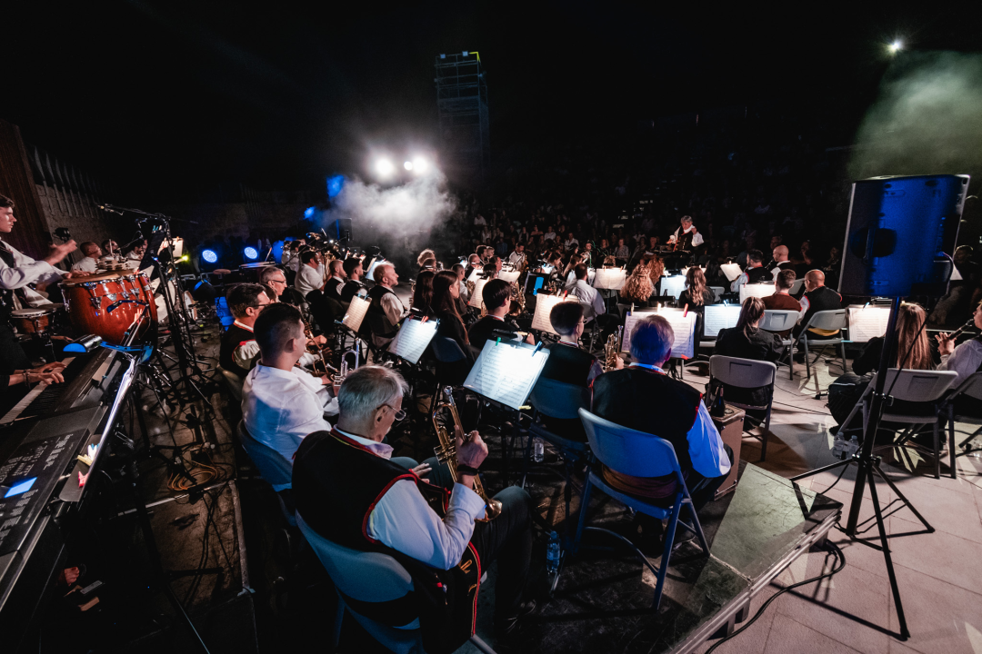 Od Zvona moga grada do Noćas te sanjam majko: Prava šibenska večer na Mihovilu uz Glazbu i 4 Tenora