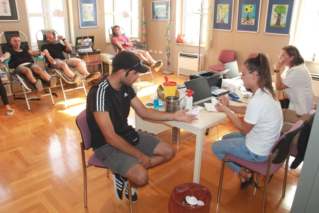 Na rujanskoj akciji darivanja krvi u Vodicama prikupljeno 40 doza