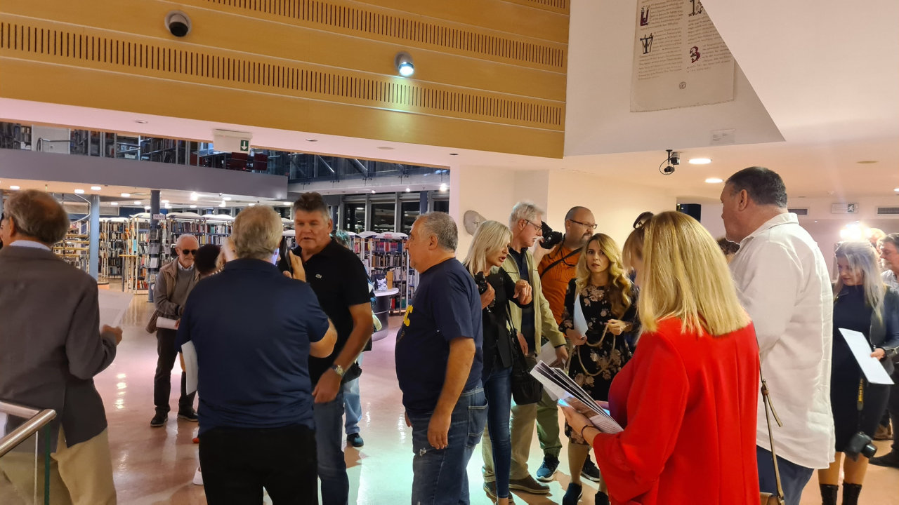Fotografi su ove godine po gradu tražili detalje, a u knjižnici možete pogledati što su pronašli