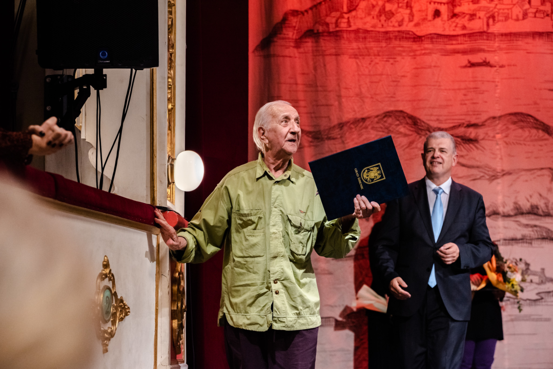 Ivo Mikuličin dobio nagradu Grada za životno djelo: 'Priznajem, infišan sam u Šibenik' 