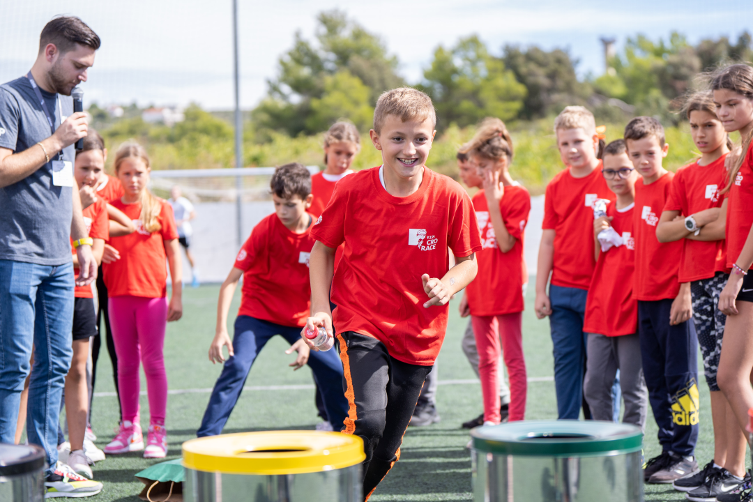 U Primoštenu održan Kids CRO Race: Matija, Leo, Dora i Isabella pobjednici su virtualne utrke 