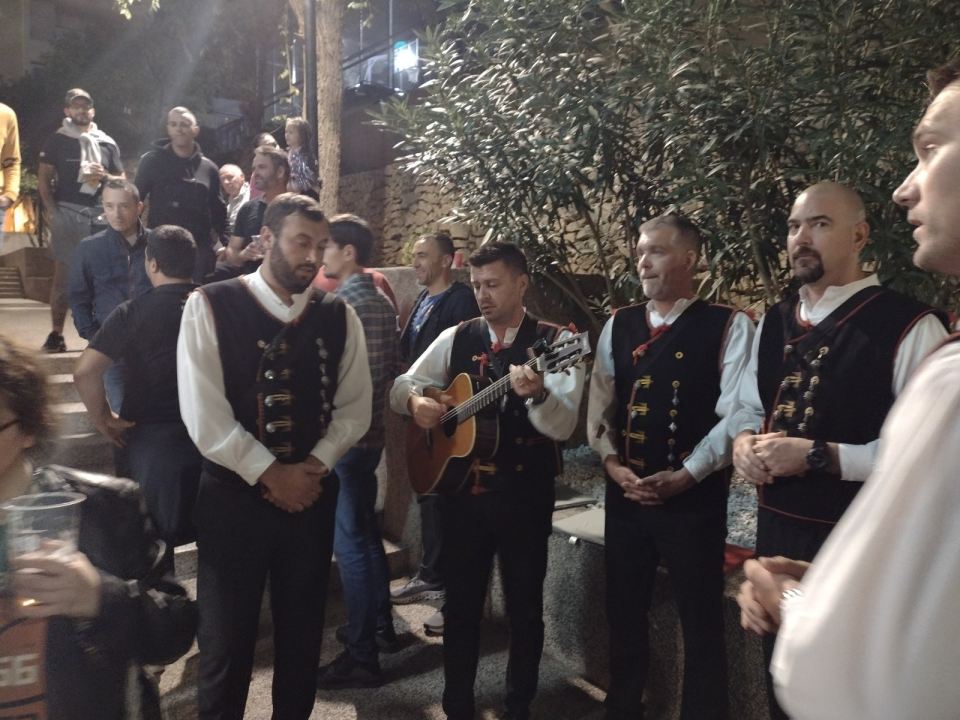 Otvoren Fan shop GKK Šibenke: Mala svečanost i gužva na prvi dan