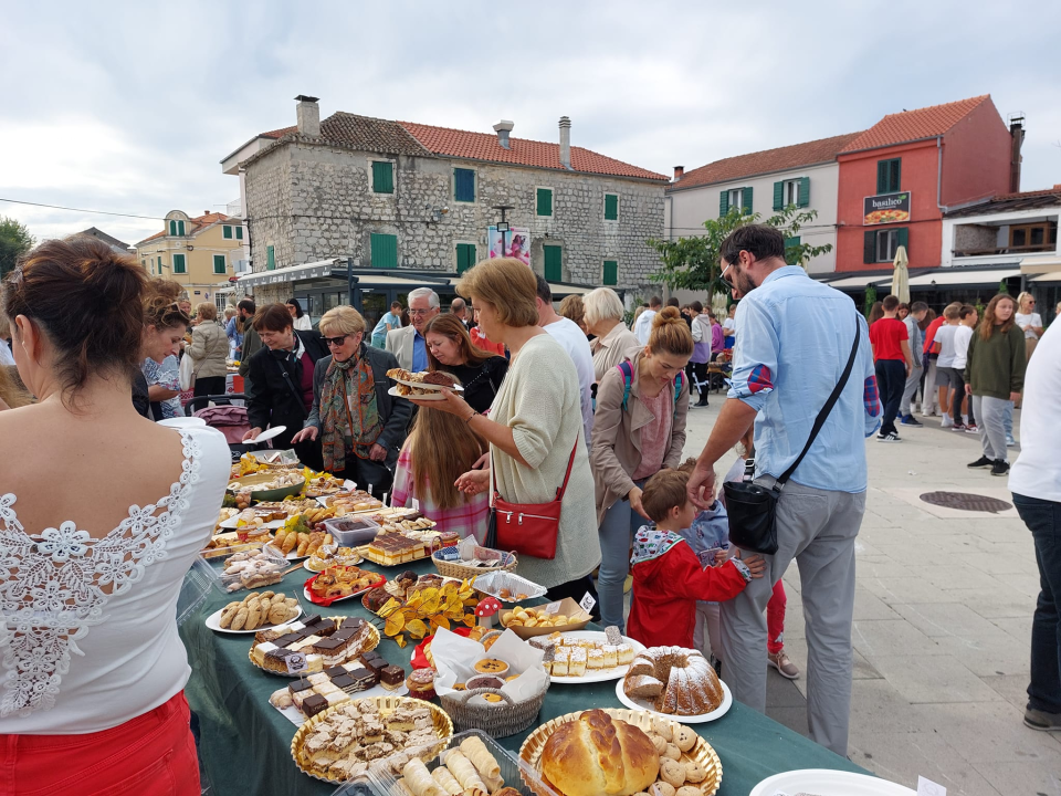 U Murteru održan tradicionalni mali sajam u povodu Dana kruha