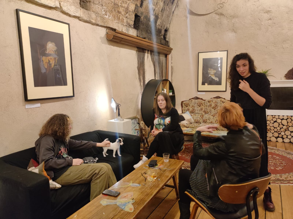 U Azimutu otvorena izložba fotografija 'Lica traume' Ines Ignjatić: 'Portreti su inspirirani stvarnim događajima' 