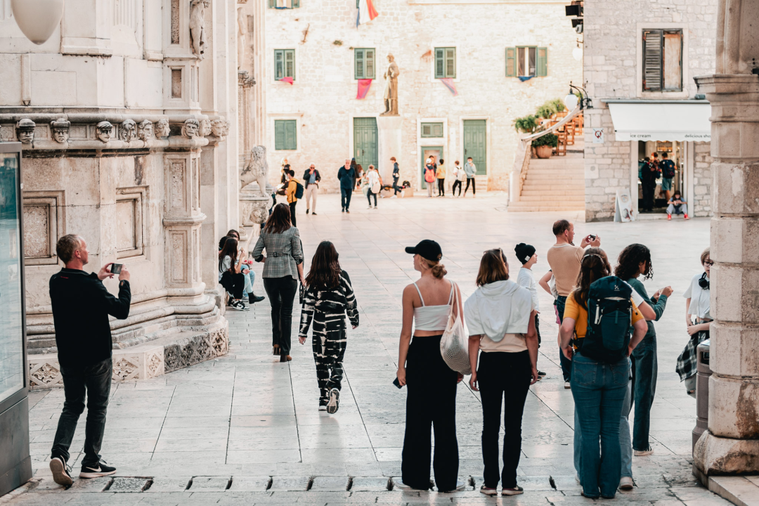 Bablje ljeto u Šibeniku: Dan savršen za šetnju rivom