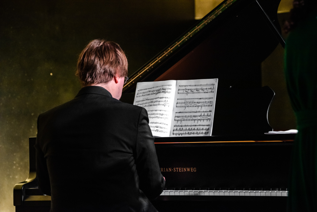 Tadesse i Guščić sinoć u Arsenu, klasični program se nastavlja danas uz Max Bruch Trio