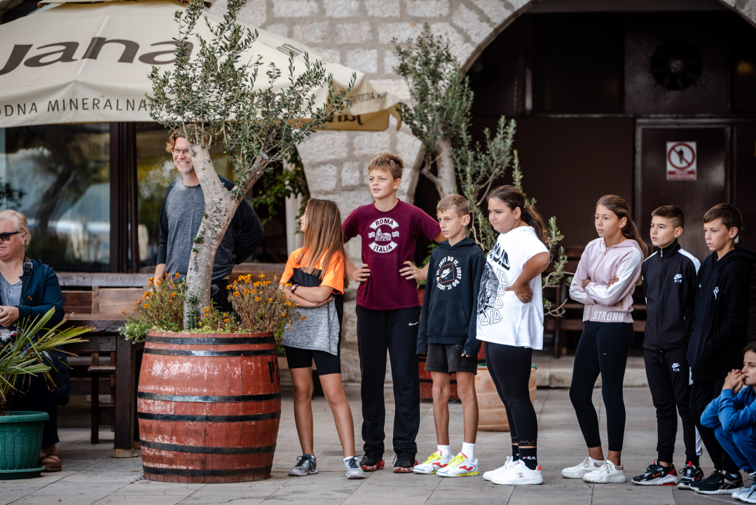 Ispred zgrade Županije održano natjecanje osnovnih škola u spretnosti vožnje bicikla: Evo pobjednika 