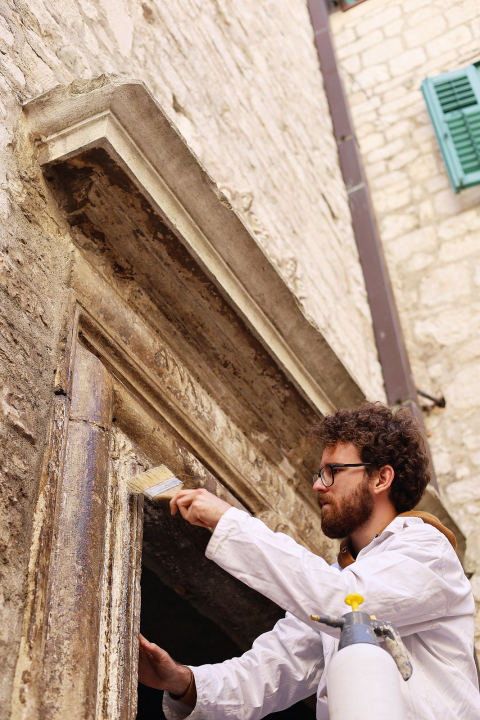 U sklopu projekta ‘Juraj-obnova’ obnovljeni renesansni portali na Kneževoj palači  