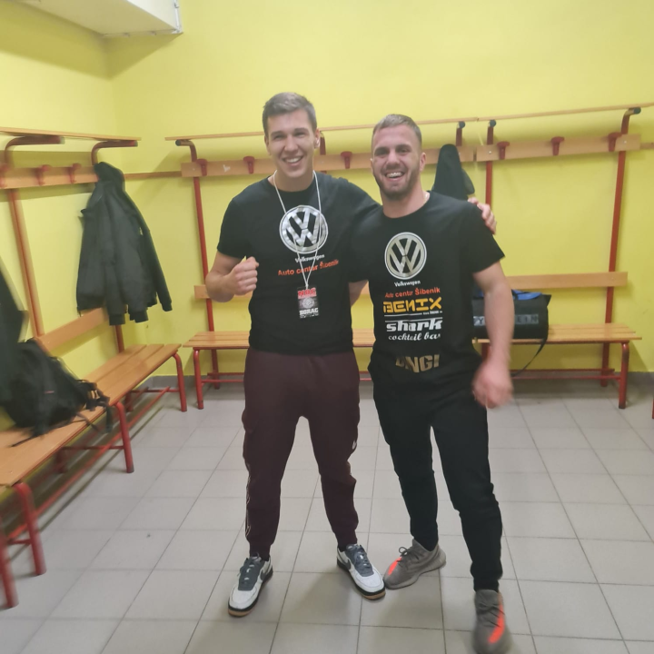 Andrija Perković stigao do devete, a Enrico Krluk do prve profesionalne pobjede u boksu