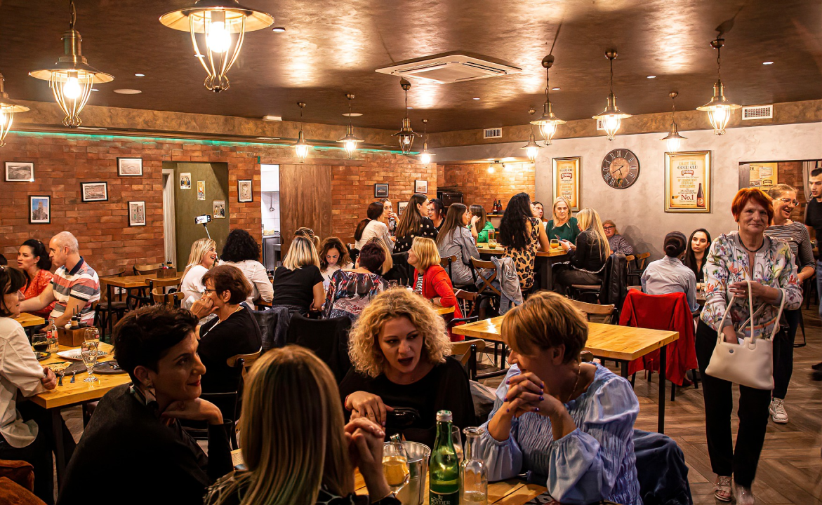 Organizirajte božićni domjenak vaše tvrtke u omiljenom Maestro Food&amp;Baru!