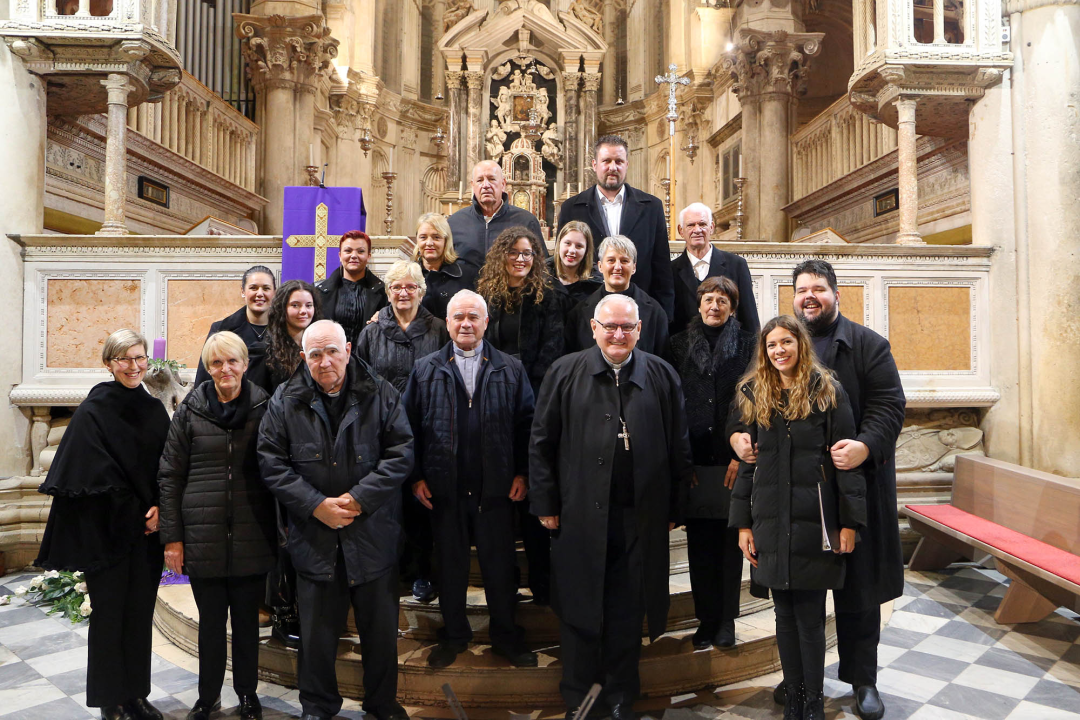 'Advent i Božić u katedrali' otvoreni koncertom župnog zbora sv. Cecilije