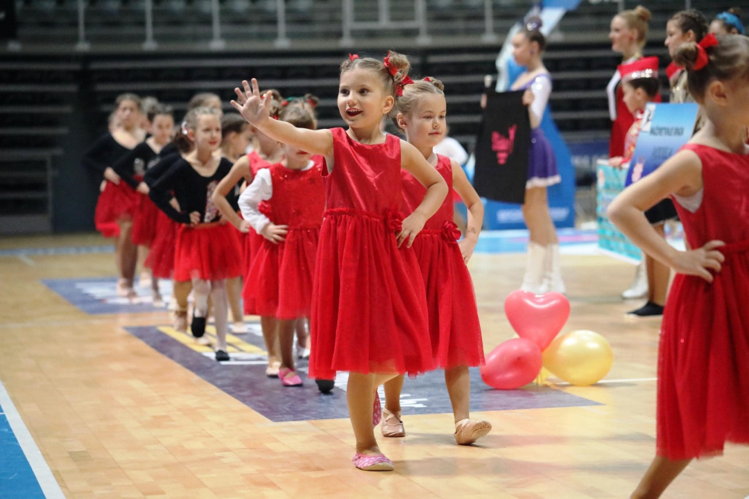 Sjajan debitantski nastup za mažoretkinje Grada Šibenika: Kući se vratile s dva prva i jednim drugim mjestom