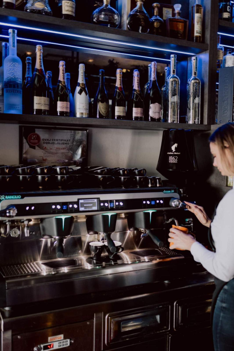 Najfiniju bečku kavu 1862 Vienna Julius Meinl od sada možete kušati i u caffe baru Mozart! 