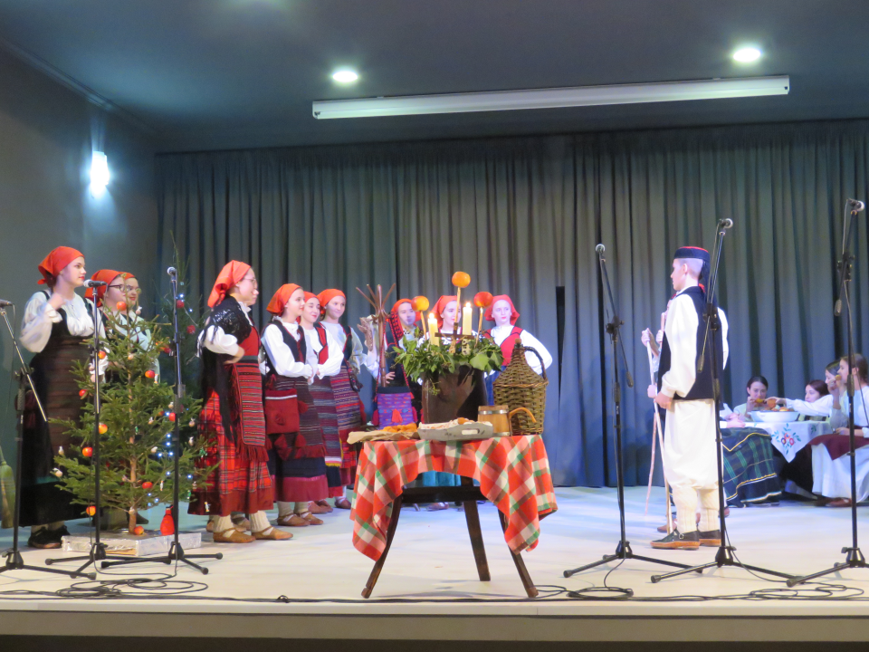 U Unešiću održan Božićno-novogodišnji program KUU Zvona Zagore