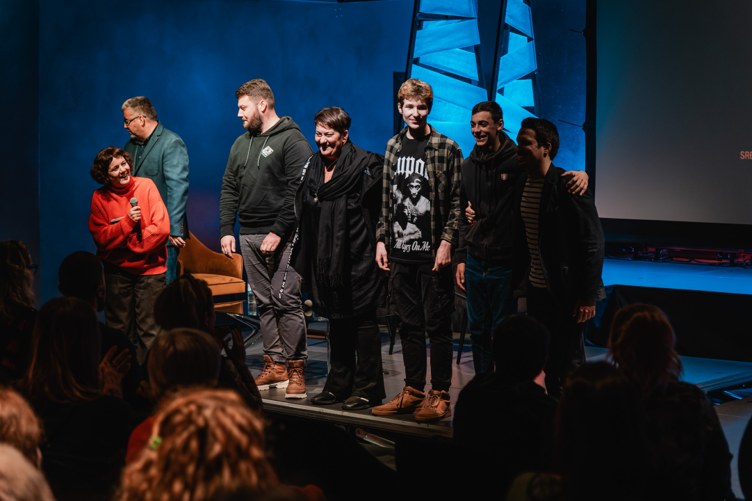 Garbura napunila kino Arsen do zadnjeg mjesta, gostovali i mladi šibenski glumci