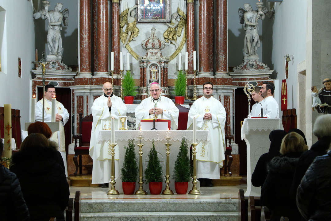 Misnim slavljem u subotu zaključeno božićno liturgijsko vrijeme u Šibeniku