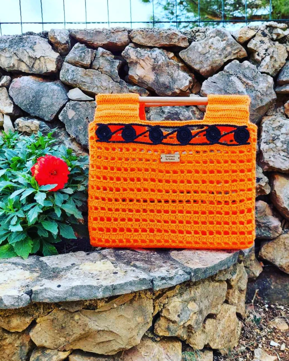 Šibenčanki Antoniji Galić kukičanje je najbolje sredstvo za smirenje, a pokrenula je i brend koji je osvojio žene