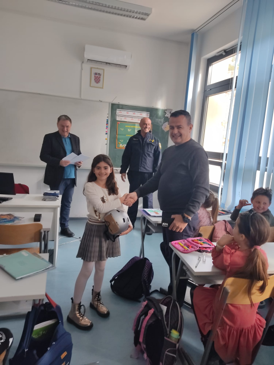 Izvanredan uspjeh učenika OŠ Meterize na državnom natjecanju iz Prometne učilice, Barbara Petković državna prvakinja 