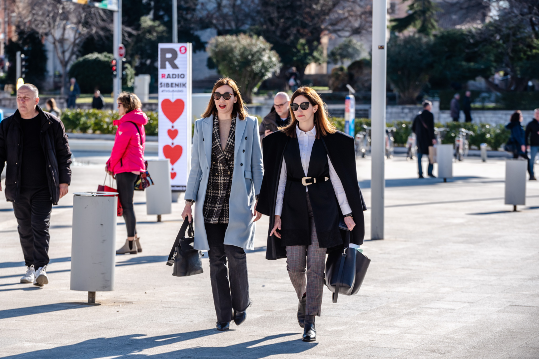 Trendi sugrađani dokazali da modu nose u malom prstu! 