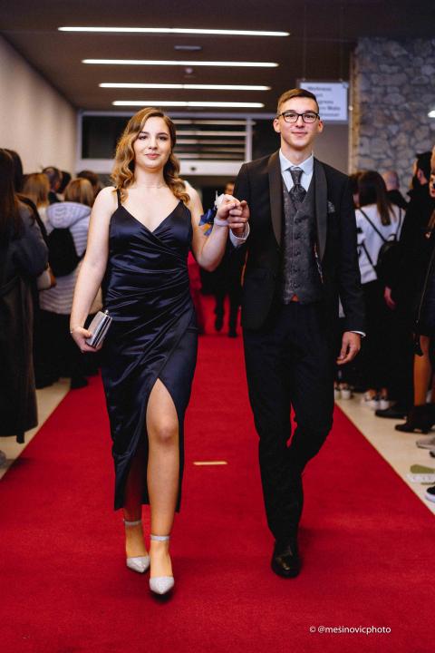 Zavirite na blještavi maturalni ples Tehničke škole Šibenik (1)