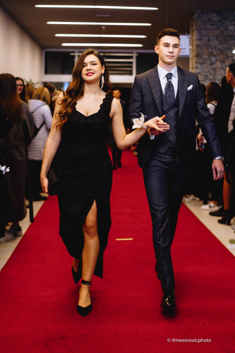 Zavirite na blještavi maturalni ples Tehničke škole Šibenik (1)