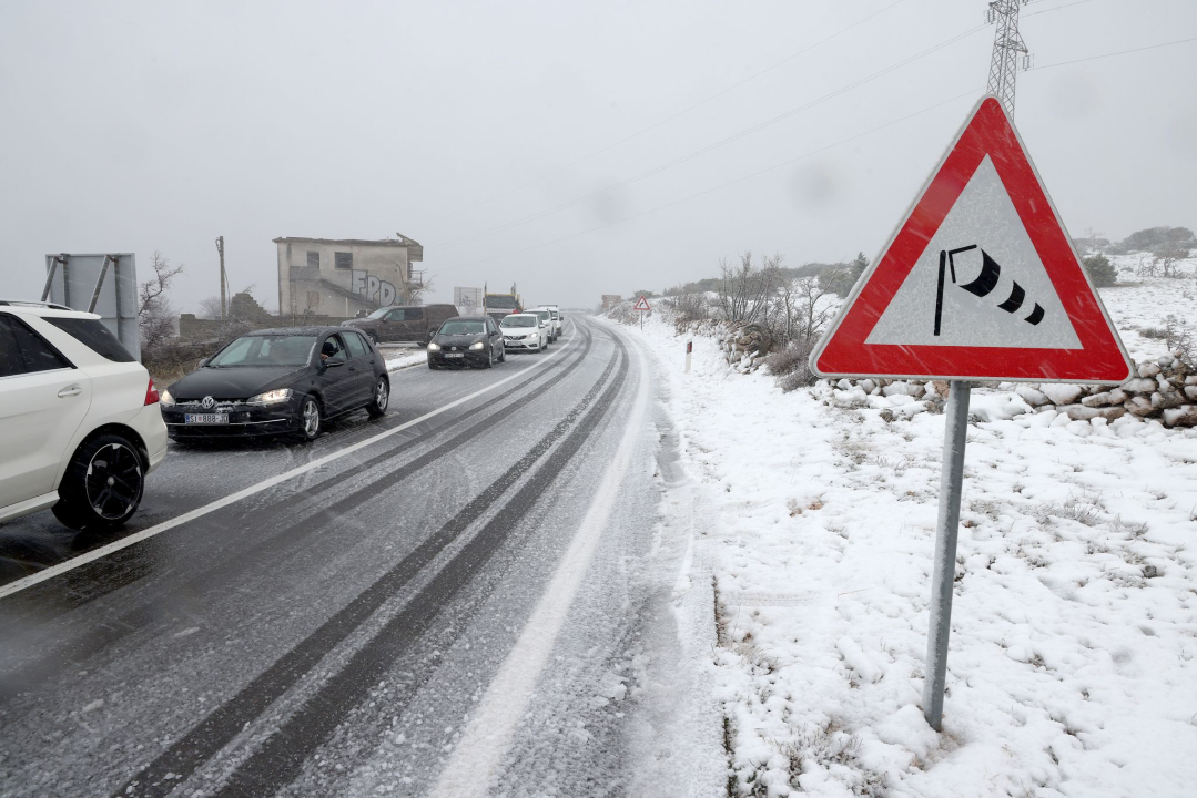 Trenutno stanje: I dalje bez slobodnog pravca iz Dalmacije prema unutrašnjosti i obrnuto