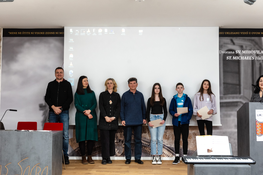 Učenica OŠ Petra Krešimira IV. Helena Vidović osvojila prvo mjesto na Županijskom natjecanju u stop-animaciji    