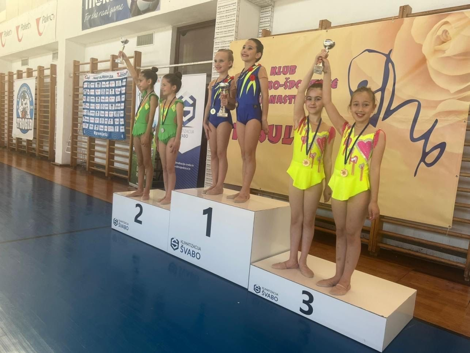 Brojne medalje za ritmičarke 'Šibenik-Dalmacije': Odlični nastupi u Trogiru 